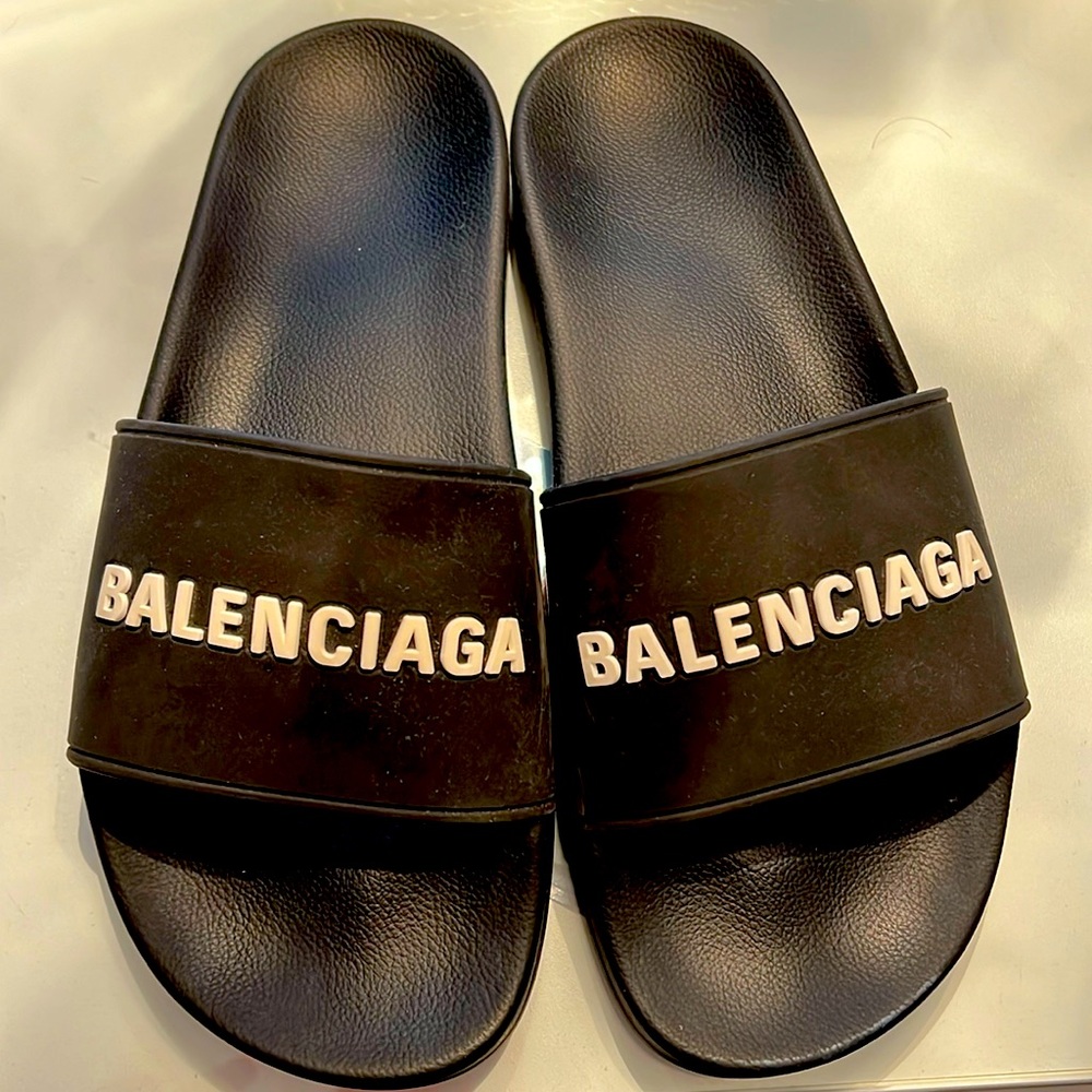 Balenciaga Black Pool Slides women’s size 9.5